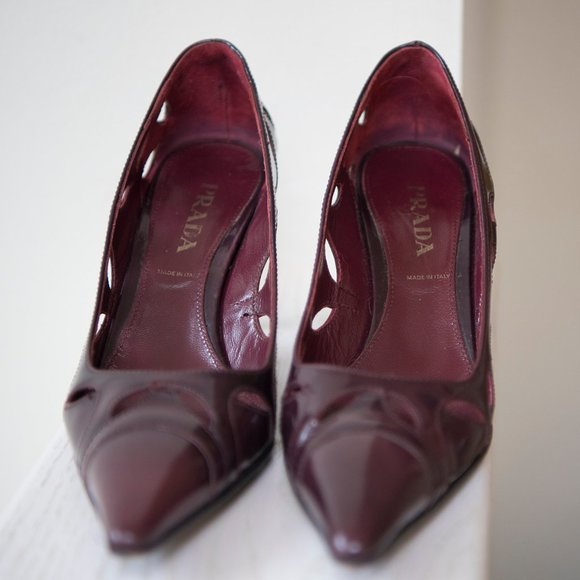 Prada Dark Brown Shiny Patent Leather Cutout Heels sz 36-1/2 - Picture 2 of 12